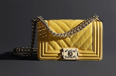 you can buy the biggest chanel bag|best Chanel bag for investment.